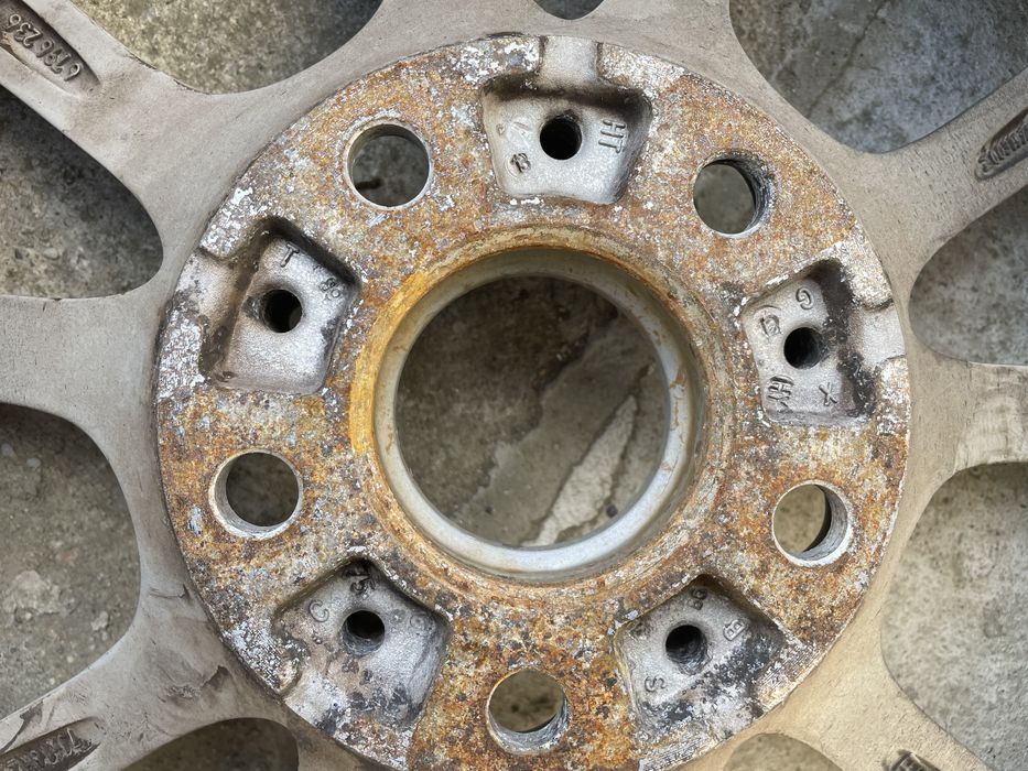 Jante aliaj BMW r16 style 390 + cauciucuri 205 / 60 / R16