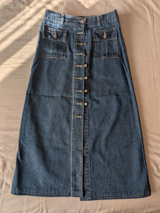 Дънкова пола с висока талия