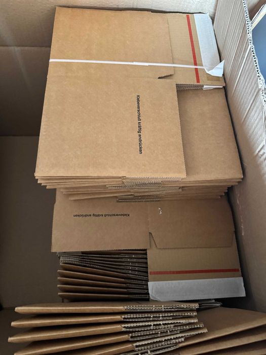 Немскa сглобяема картонена кутия Qwikbox 185x185x125 mm, самозалепваща