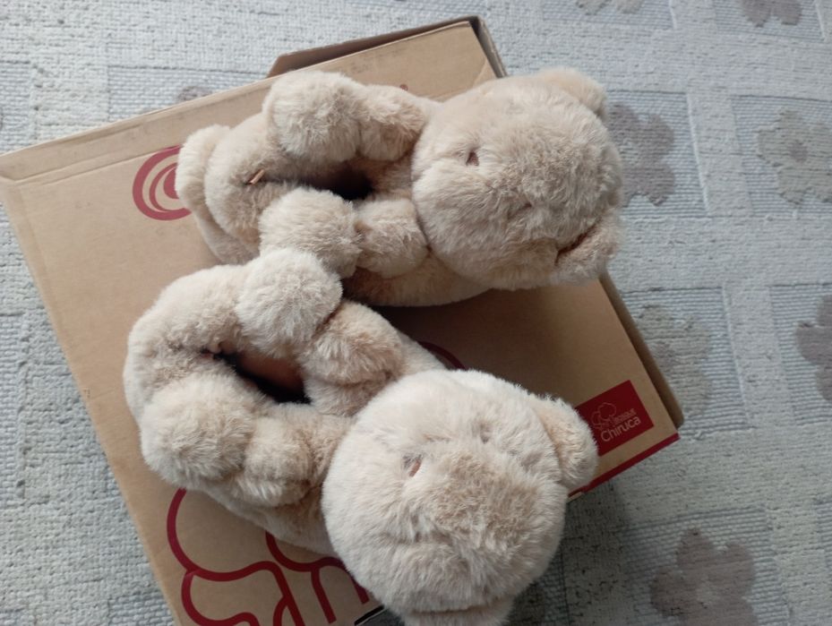 Детски пухкави пантофи Baby Gap