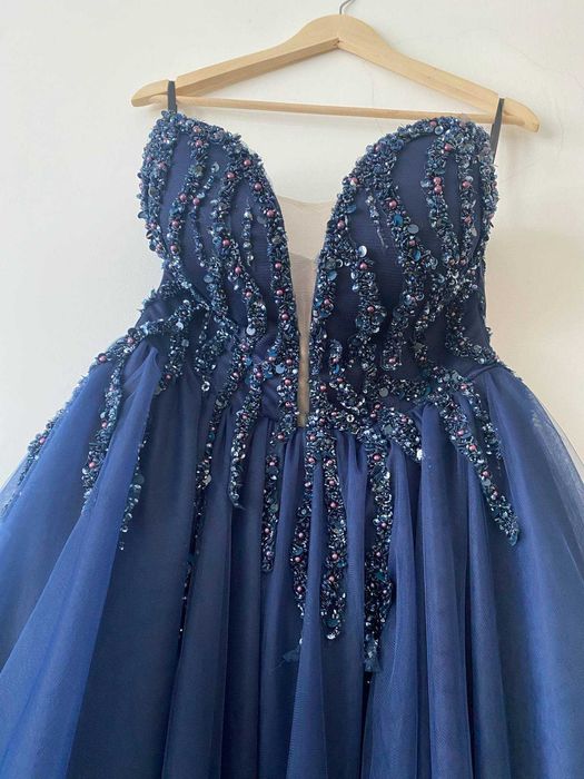 Рокля за абитуриентски бал