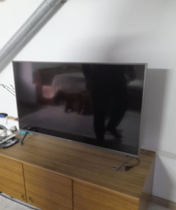 Телевизор Yasin