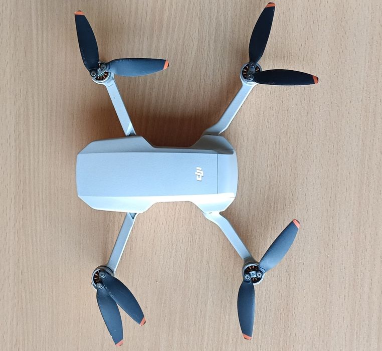 DJI Mini 2 Fly Combo