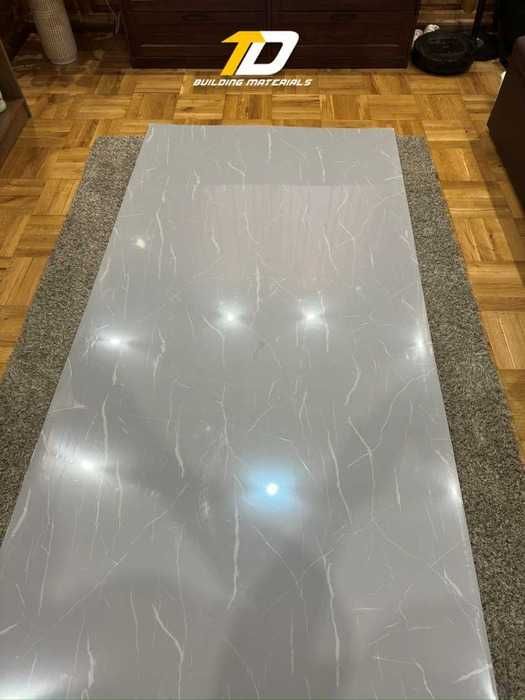 PVC влагоустойчиви панели, подходящи за стени и тавани