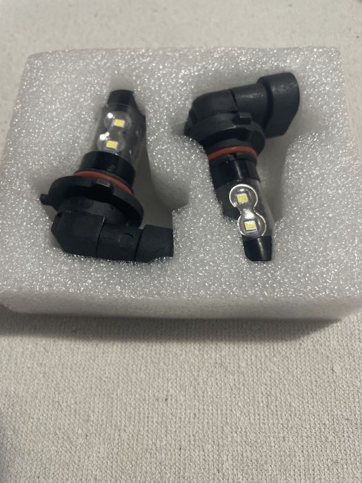 Лед крушки за автомобил