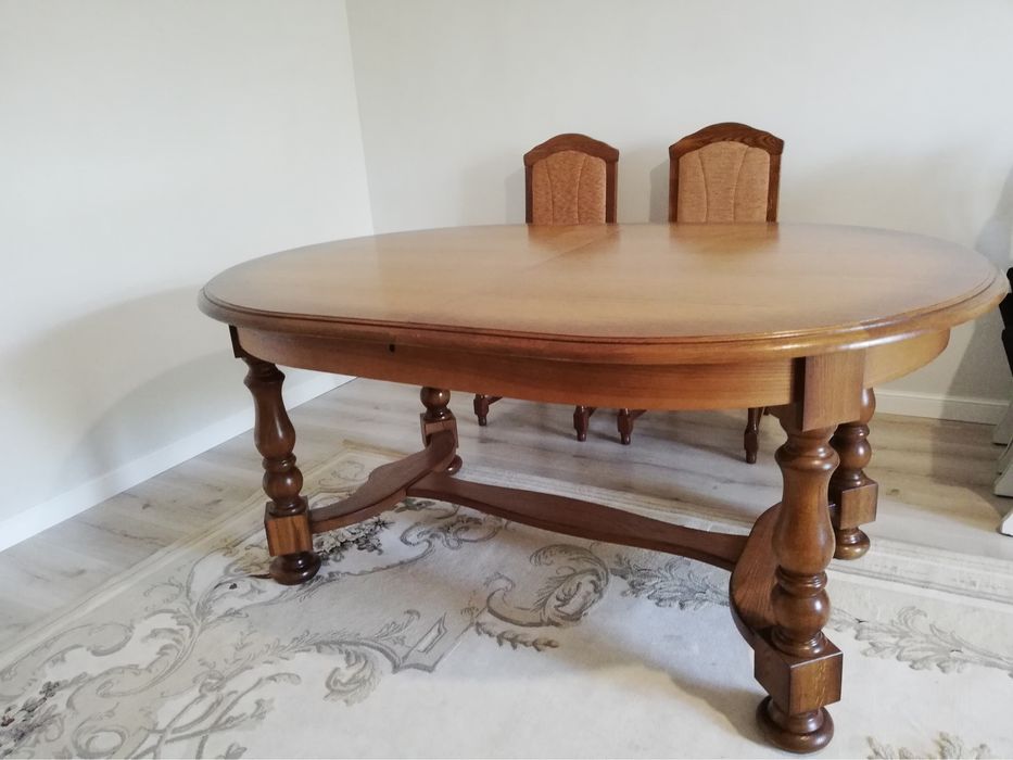 продам стол и стулья