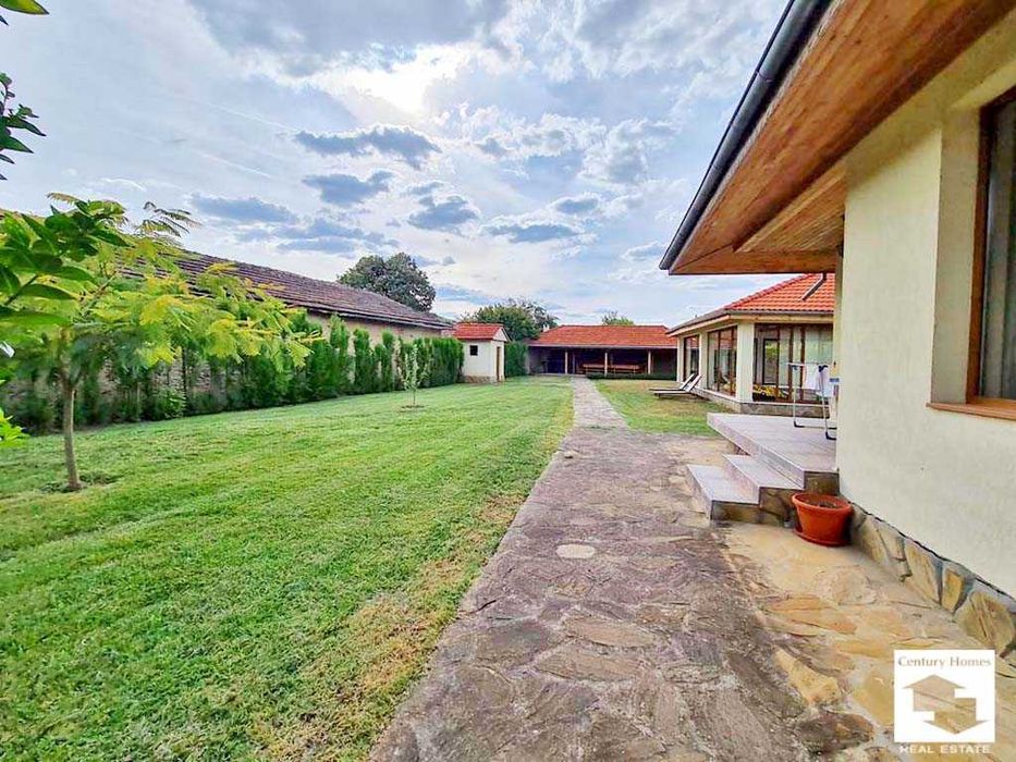 Продава се Къща в с. Шемшево, Област Велико Търново - 250 кв.м за 2240 €/кв.м - Снимка #19