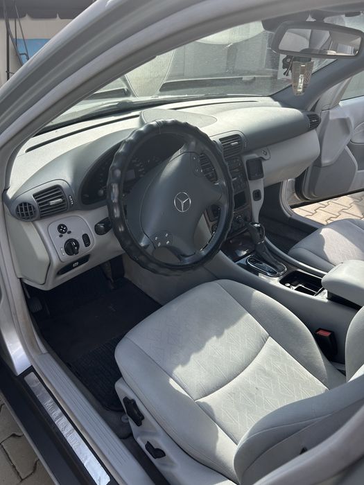 Mercedes C Class 200 cdi 2002