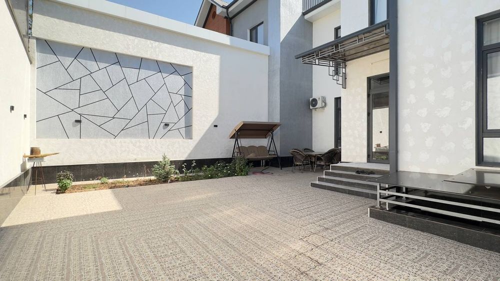 Дом продается на Греческий городок