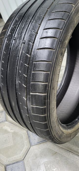Летняя резина  одиночка DUNLOP  255/35/19  в хорошом состояние