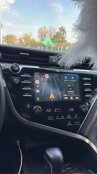 CarPlay на камри 70
