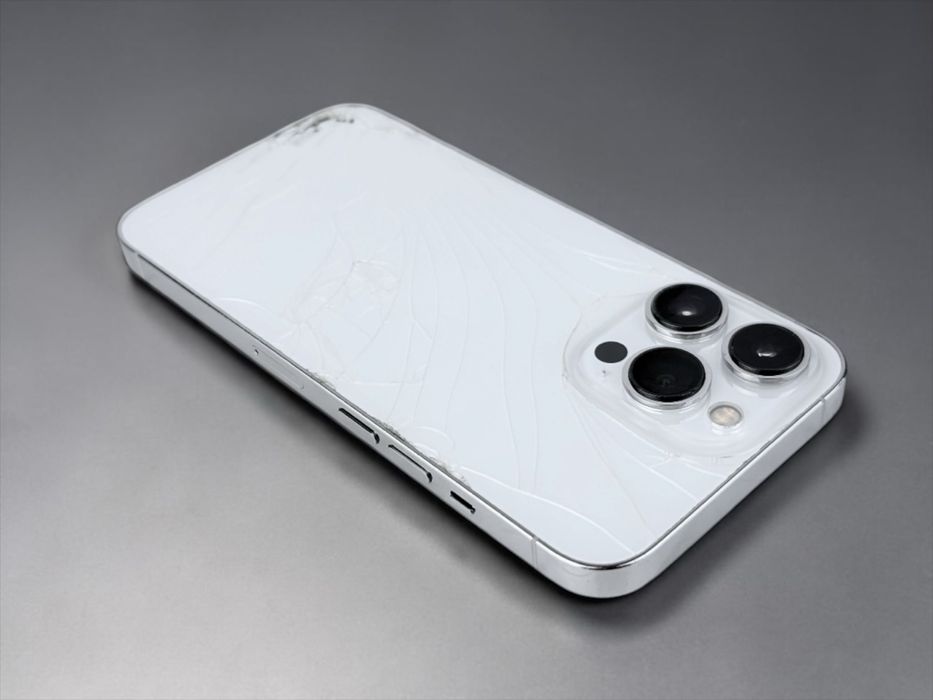 Apple iPhone 13 Pro 128GB Silver Отличен!