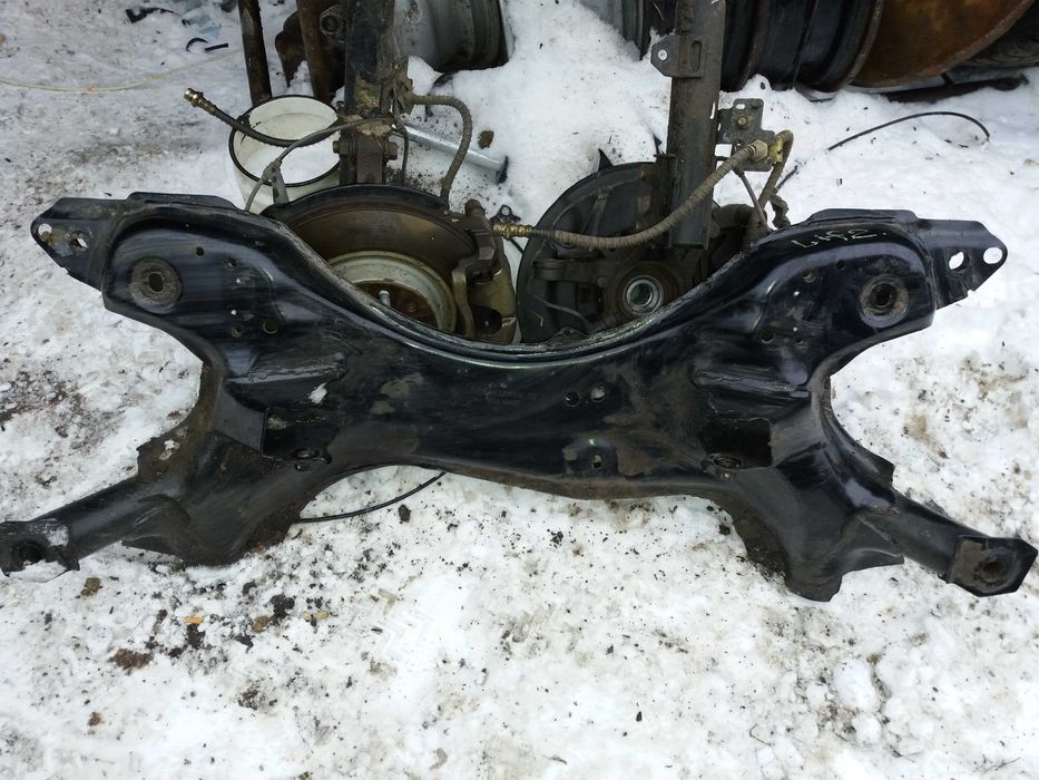 Балка Мазда 6 626, мицубиши Лансер лифан х60 бмв е36 е39  мерседес МЛ