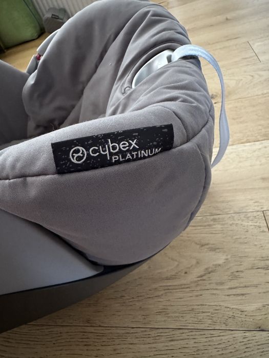 Cybex platinium foarte ingrijt