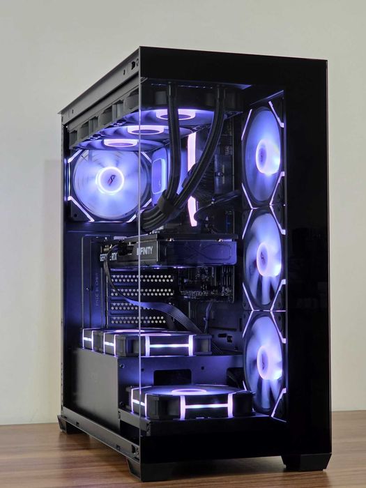 Геймърски компютър - Нов ( Ryzen 7 7700 | RТX 5070 | DDR5 RAM | SSD NVMe )