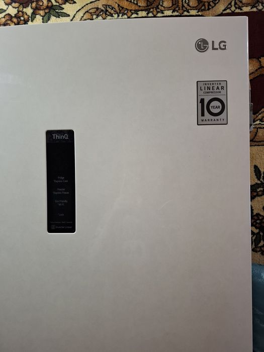Продается холодильник  LG