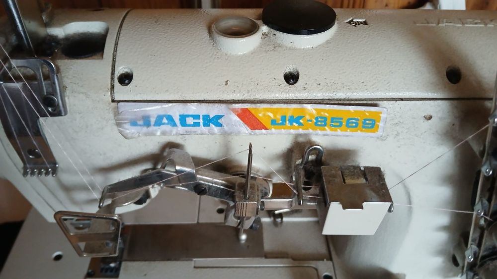 Masina de cusut UBER JACK Industriala!