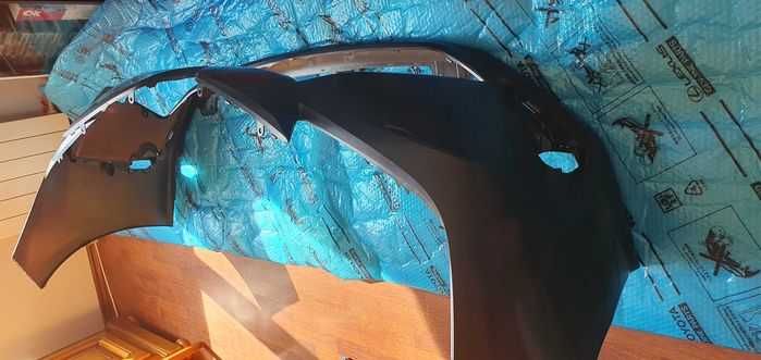 Бампер новый заводской