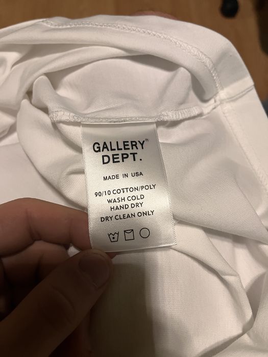 Tricou Gallery Dept.