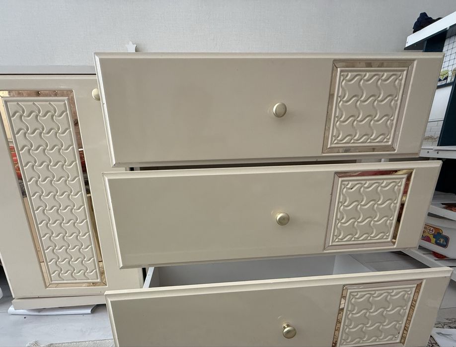 Продается комод в отличном состоянии