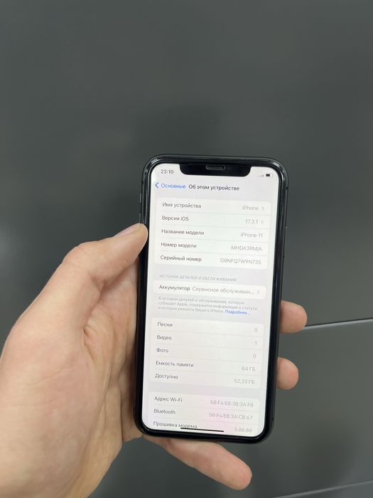 Iphone 11 black 64 Gb