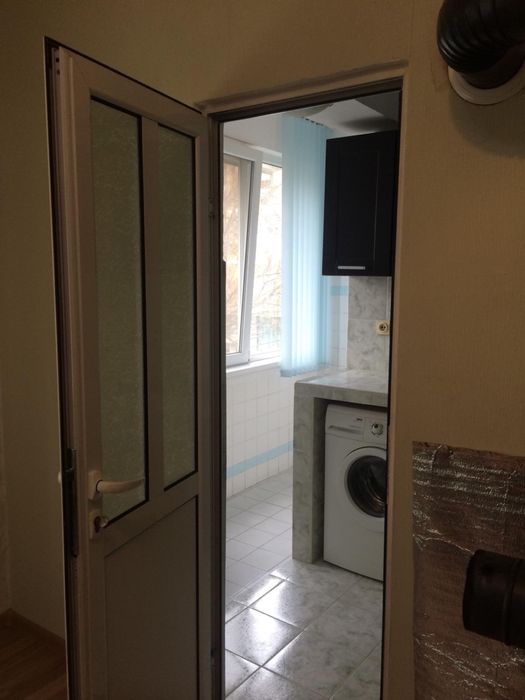 Под наем ТРИСТАЕМ до Арпезон