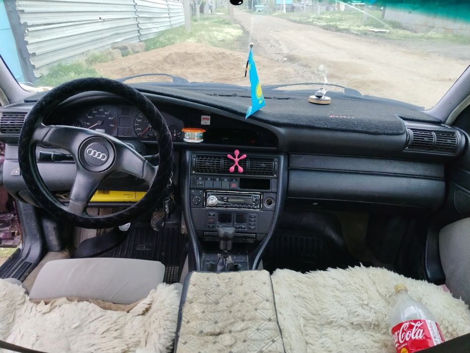 Ауди 100 С4. 1992 года