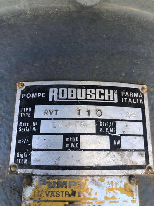 Винтова вакуум помпа