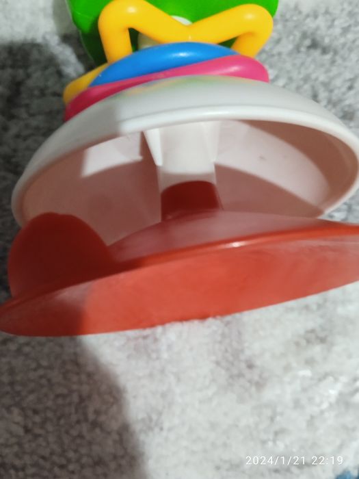 Динозаврик - игрушка