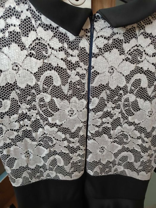 Елегантна рокля от жакард