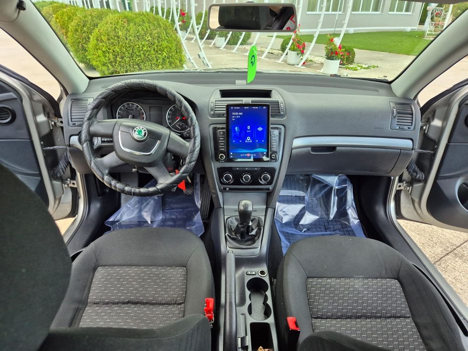 Vând  Skoda  Octavia 2 2010 1.9TDi