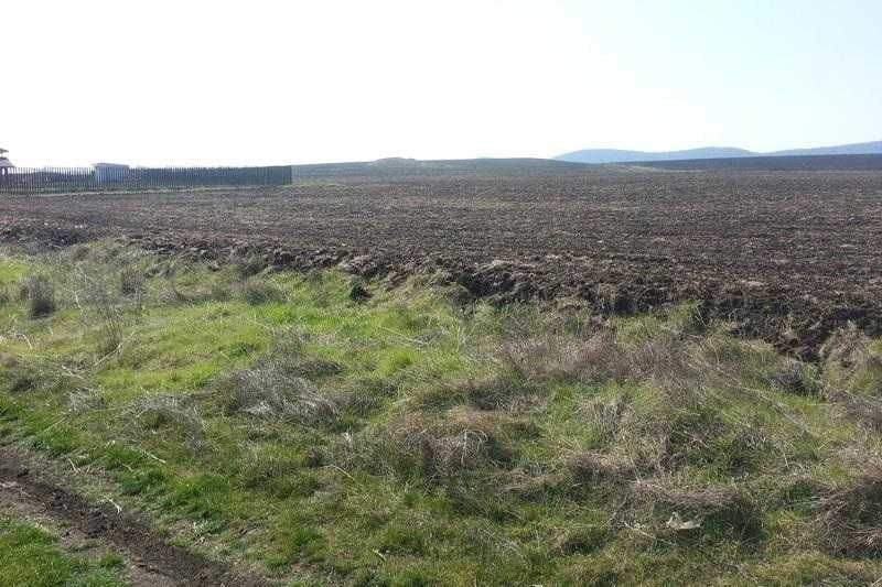ТОП цена! 22 евро/кв.м. Парцел в началото на село Александрово
