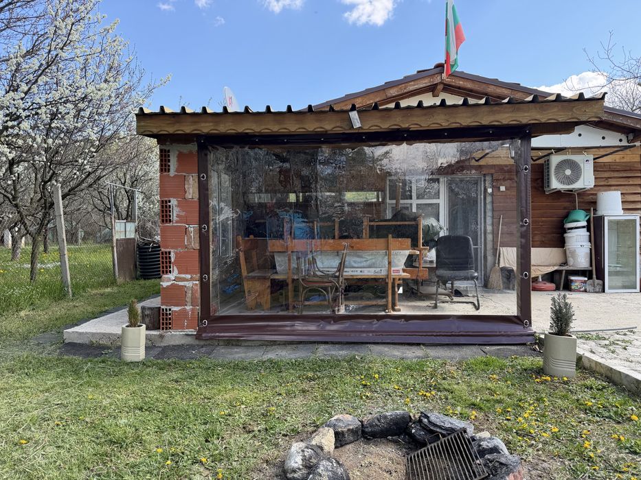 Ветроупорни завеси,тенти сенници винил кристал барбекю шатри ветробран