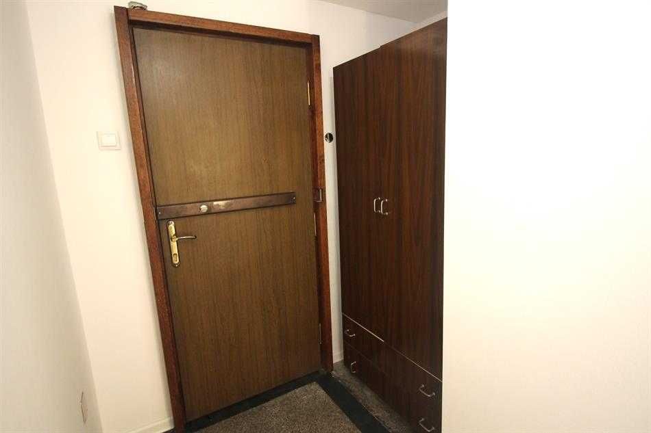 Отдава под наем тристаен апартамент в гр. Габрово, кв. Младост