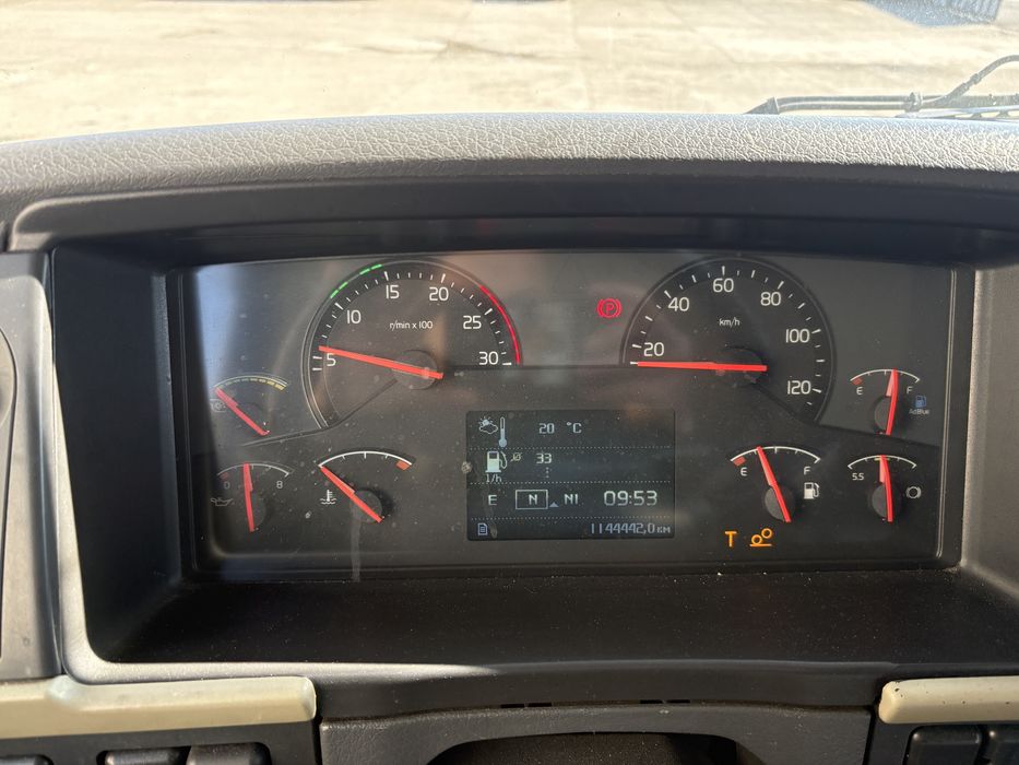 Volvo FH 460 2014 3 axe