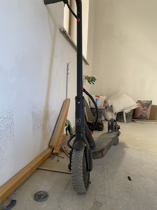 Elektro samokat.
