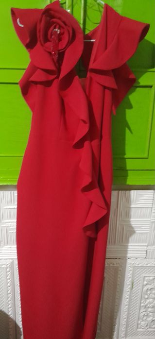 Прокат вечерних платьев.