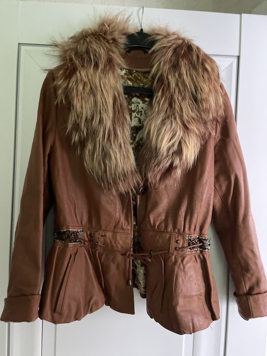 Кожаная куртка,плащ