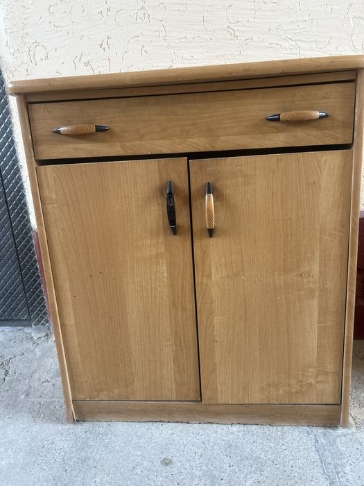 Тумбалар сатылады