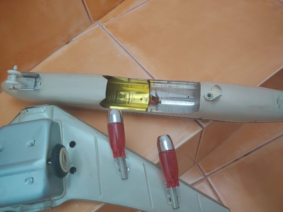 Jucărie veche, avion China ME 078