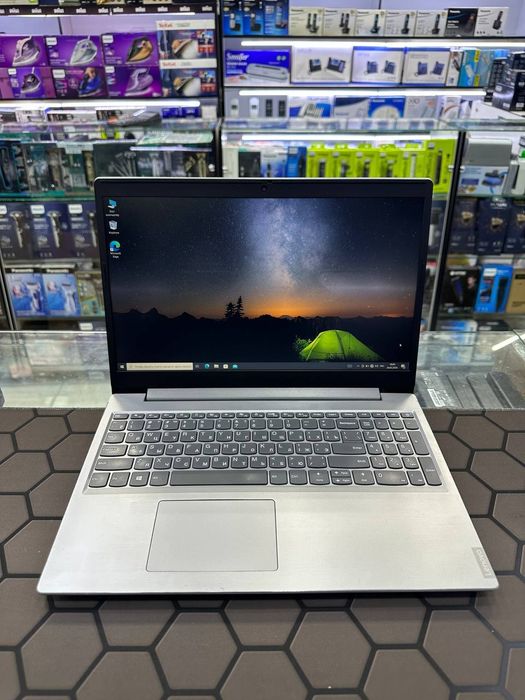 Бизда Ноутбук жудаям куп