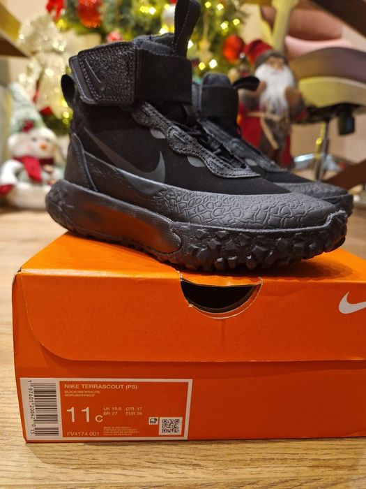 Детски зимни обувки Nike Terrascout