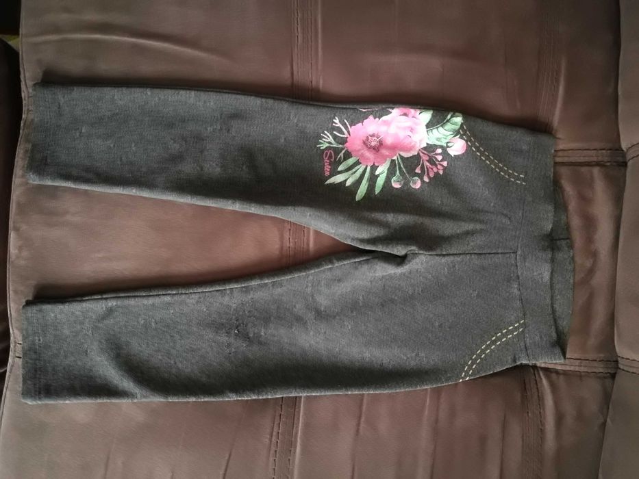 Панталони за момиче- размер 98 см