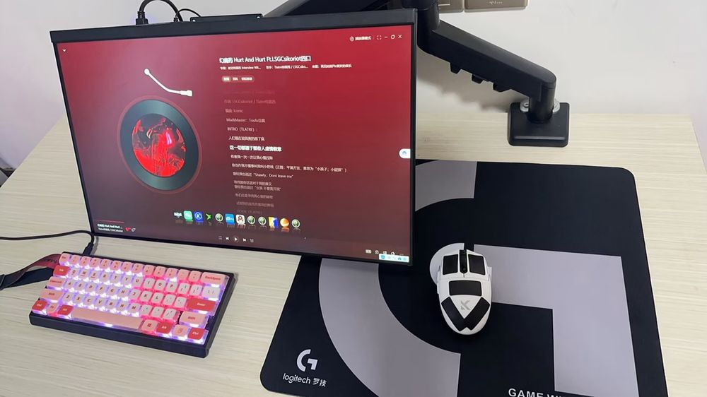 Продам игровые коврики Logitech оригинал новые