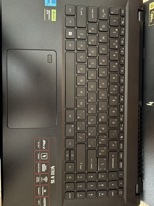 Продам игровой ноутбук Acer nitro v15