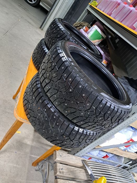 Продам зимнию резину на 17