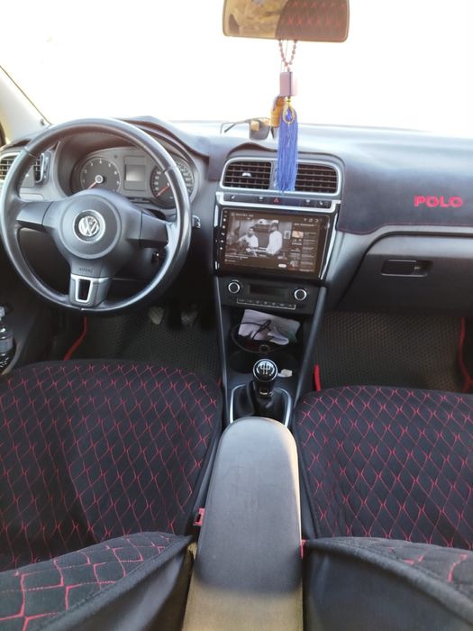 продам фольсфаген поло