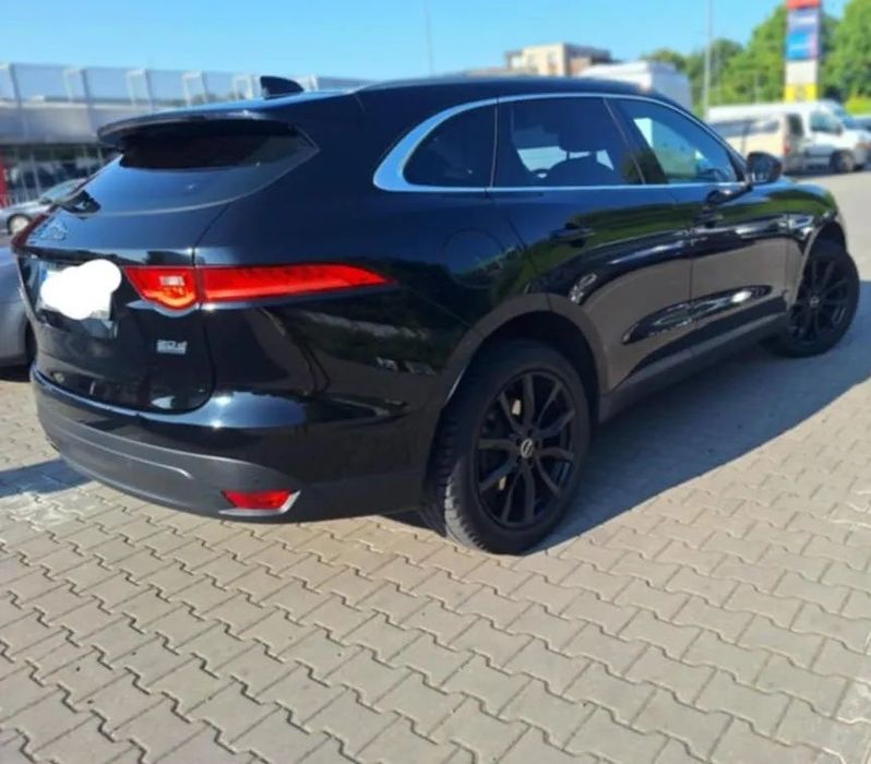 Jaguar F-Pace
