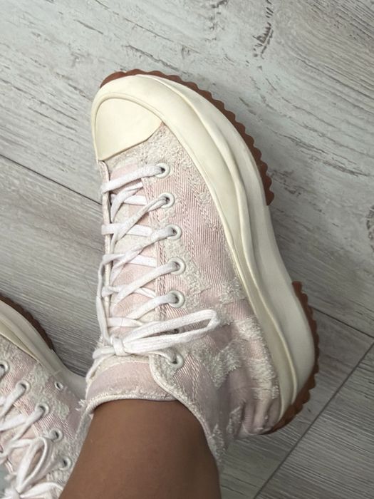 Обувки розови converse