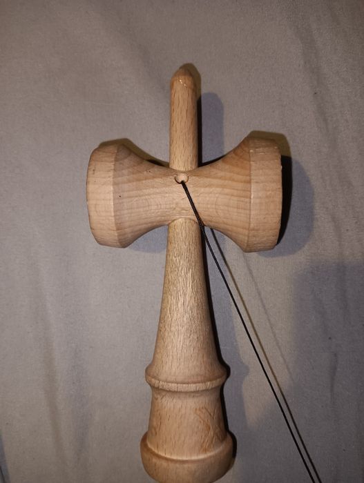 Kendama x deteriorata